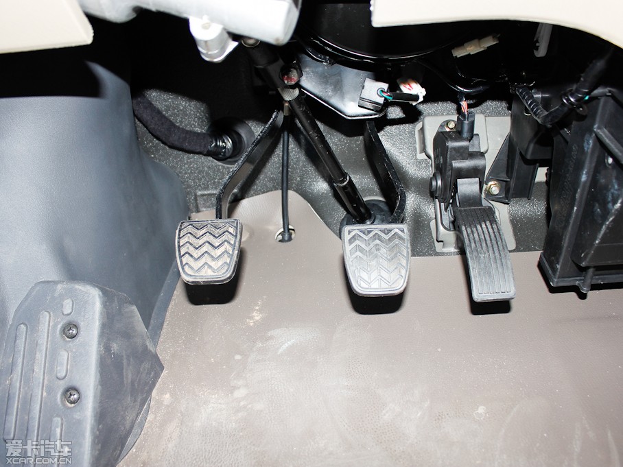 2012��LCV03 1.3L 7�����w���A��