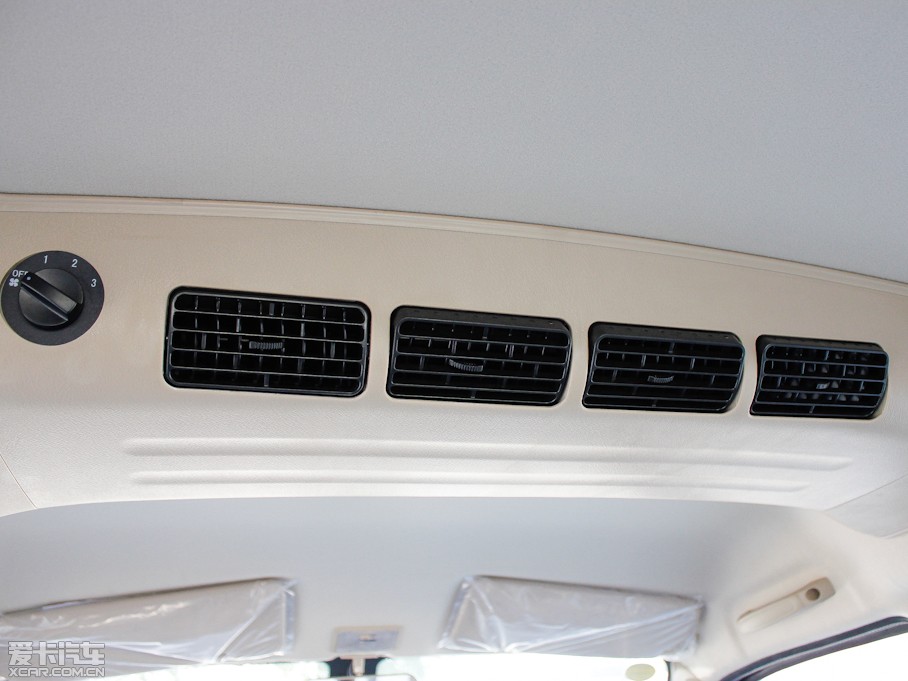 2012��LCV03 1.3L 7�����w���A��