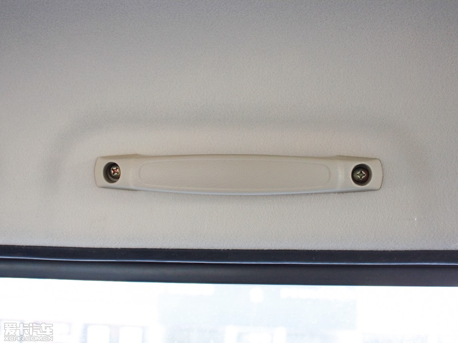 2012��LCV03 1.3L 7�����w���A��