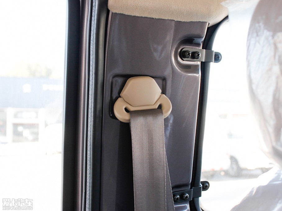 2012��L(f��ng)CV03 1.3L 7�����w���A��