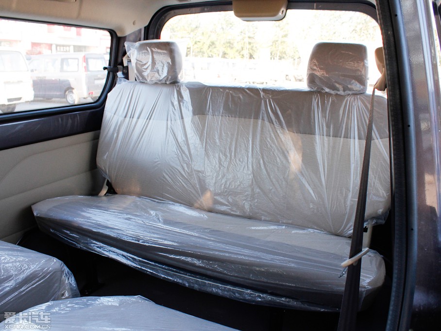 2012��LCV03 1.3L 7�����w���A��