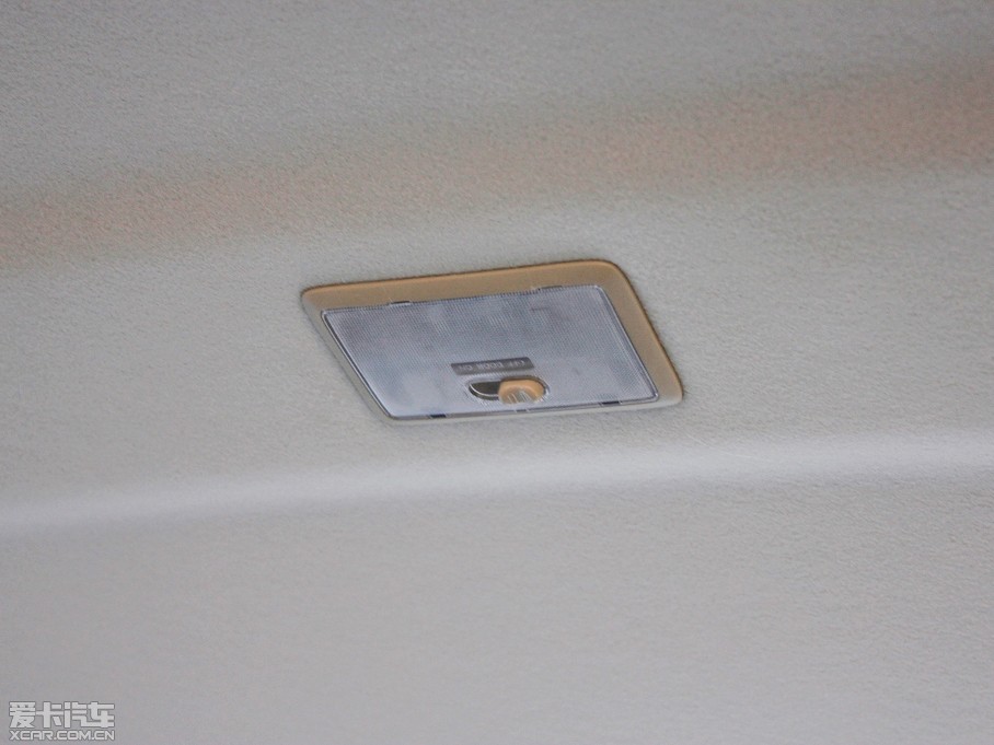 2012��LCV03 1.3L 7�����w���A��