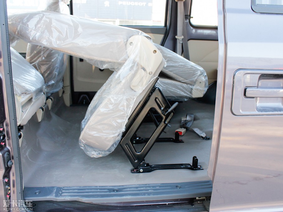 2012��L(f��ng)CV03 1.3L 7�����w���A��