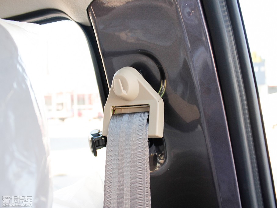 2012��LCV03 1.3L 7�����w���A��