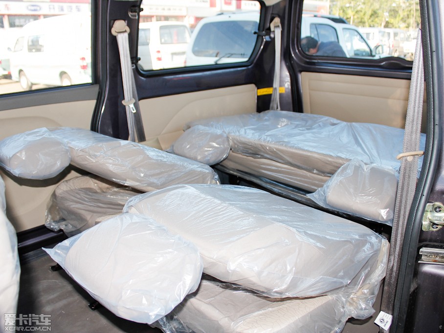 2012��LCV03 1.3L 7�����w���A��