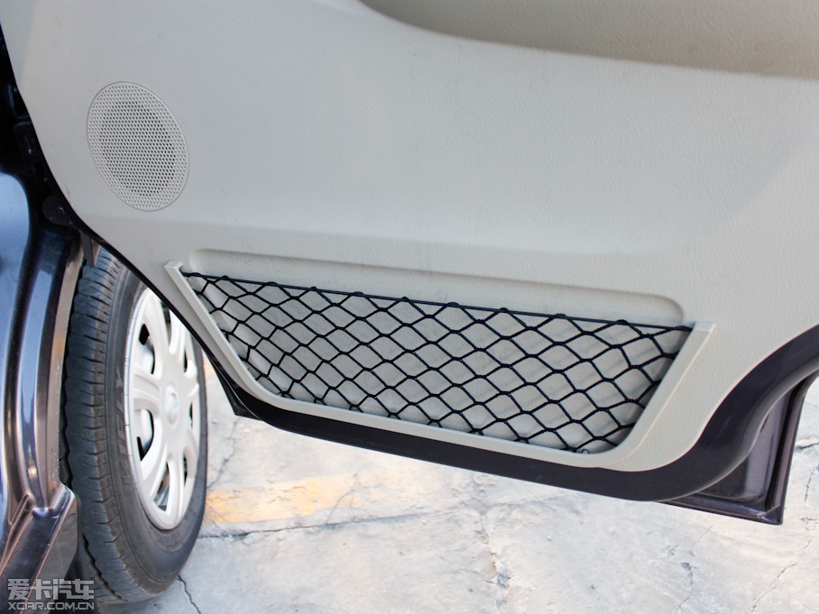 2012��LCV03 1.3L 7�����w���A��