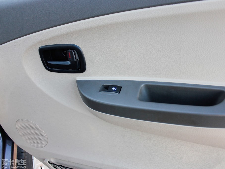 2012��L(f��ng)CV03 1.3L 7�����w���A��