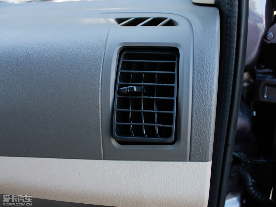 2012��L(f��ng)CV03 1.3L 7�����w���A��