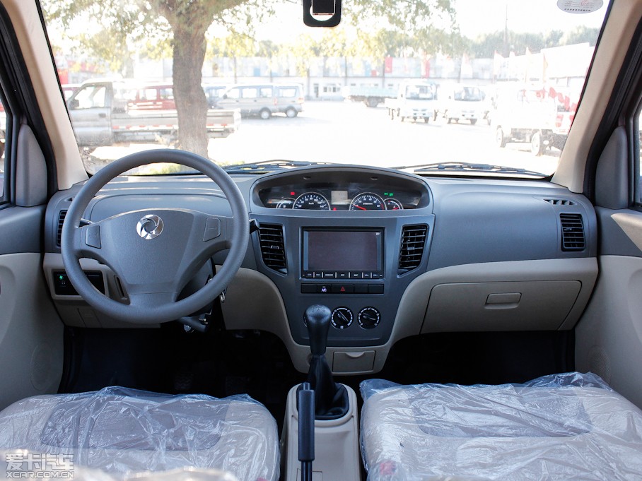 2012��LCV03 1.3L 7�����w���A��