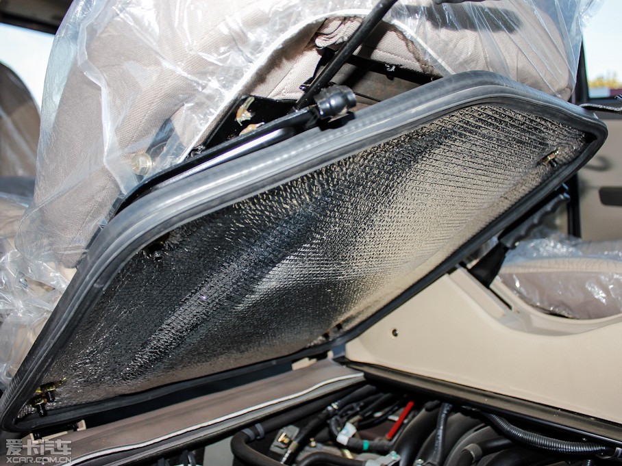 2012��LCV03 1.3L 7�����w���A��