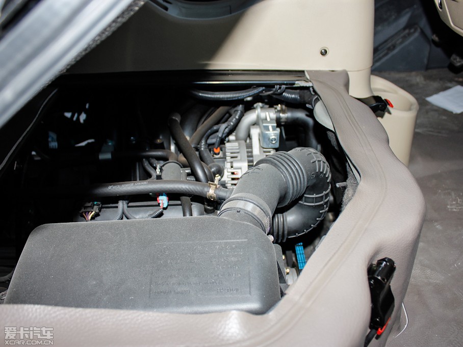 2012��L(f��ng)CV03 1.3L 7�����w���A��