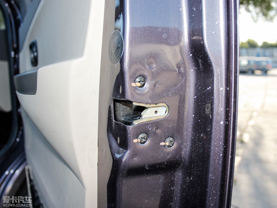 2012��L(f��ng)CV03 1.3L 7�����w���A��