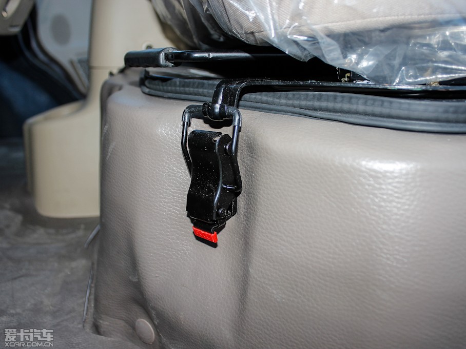 2012��LCV03 1.3L 7�����w���A��