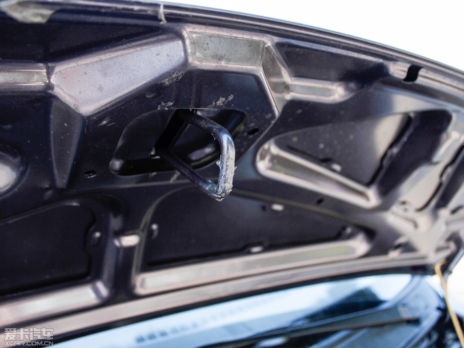 2012��LCV03 1.3L 7�����w���A��