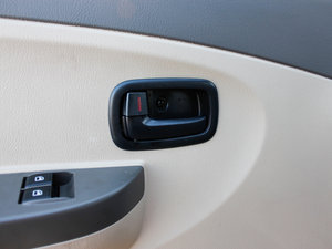 2012��1.3L 7�����w���A�� ���g����