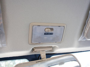 2012��1.3L 7�����w���A�� ���g����