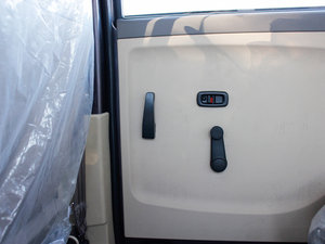 2012��1.3L 7�����w���A�� ���g����