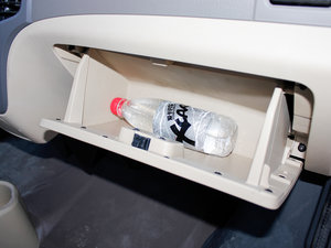 2012��1.3L 7�����w���A�� ���g����