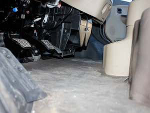 2012��1.3L 7�����w���A�� ����