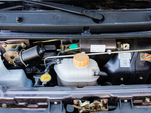 2012��1.3L 7�����w���A�� ����