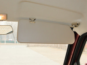 2012款1.3L 手动标准版 空间座椅