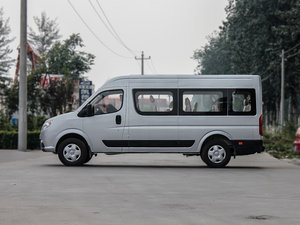 2012款3.0T 中轴高顶领尊版 整体外观