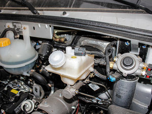 2012款3.0T 中轴高顶领尊版 其它