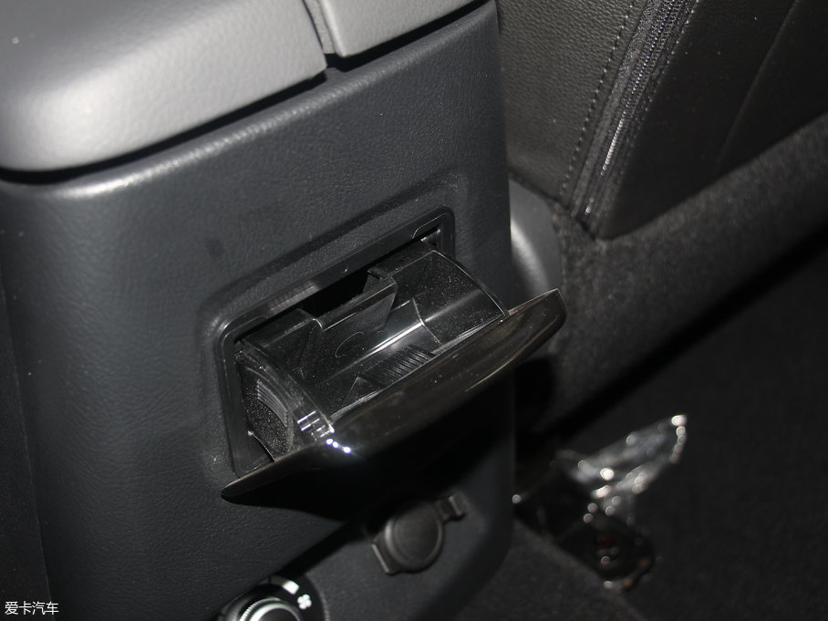 2017�����LS16 1.9T �քӃ����A�� 5��