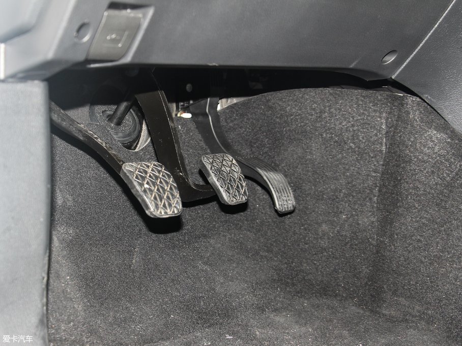 2017�����LS16 1.9T �ք������A�� 7��