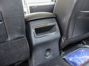 20182.4T ԄF 4K22D4T g