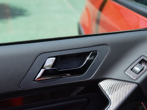 20182.4T ԄF 4K22D4T g