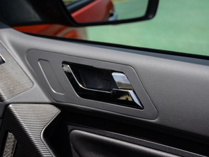 20182.4T ԄF 4K22D4T g