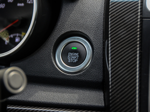 20182.4T ԄF 4K22D4T п؅^