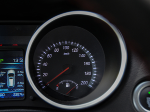 20182.4T ԄF 4K22D4T п؅^