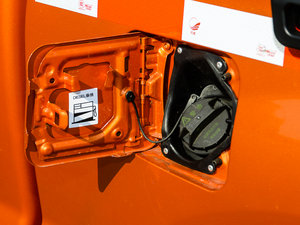 2014款2.8T 柴油版精英型 油箱盖