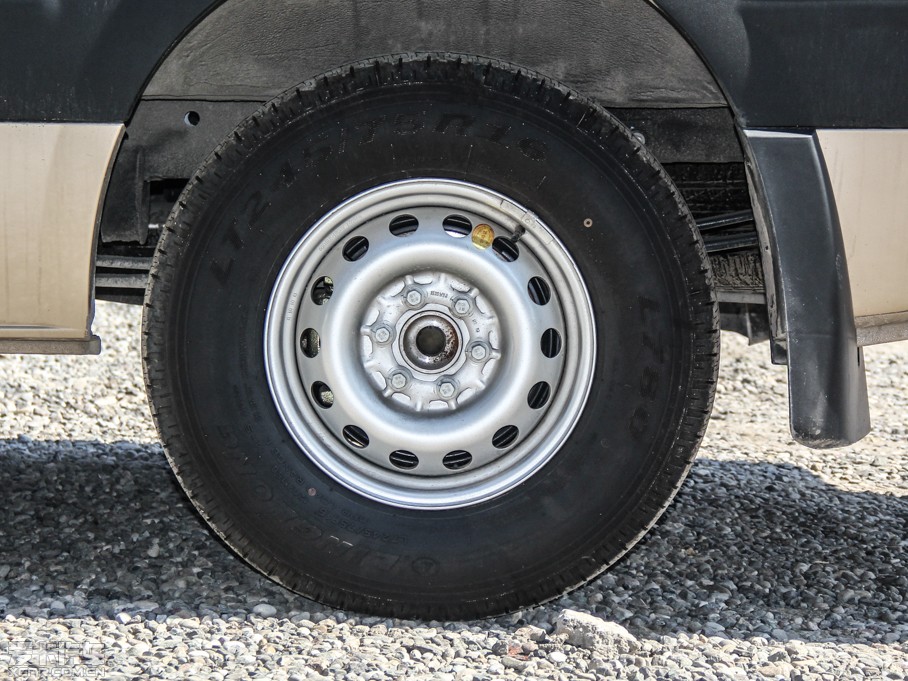 2013����; 2.8T �ք�(d��ng) ���\(y��n)���m��