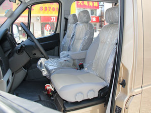 2013款2.8T 手动 快运舒适型 主驾驶座椅