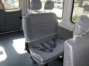 2013款2.8T 手动 快运舒适型 空间座椅
