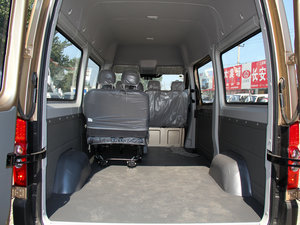 2013款2.8T 手动 快运舒适型 空间座椅