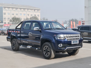 2015款2.8T 柴油两驱至尊版 整体外观