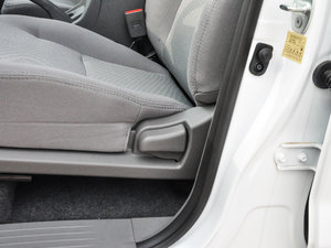 2016��2.8T ���(q��)��ֵ�� ���� ���{������{(di��o)��(ji��)