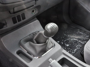 2016款2.8T 两驱超值版 柴油 中控区