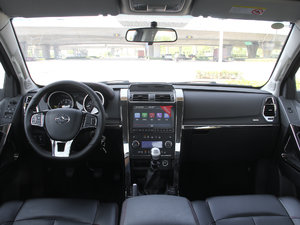 2017款2.5T 手动两驱运动版XD25T5 内饰全景