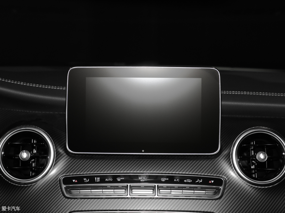 2018YV(j) V 260 AMG \(yn)(dng) (gu)V