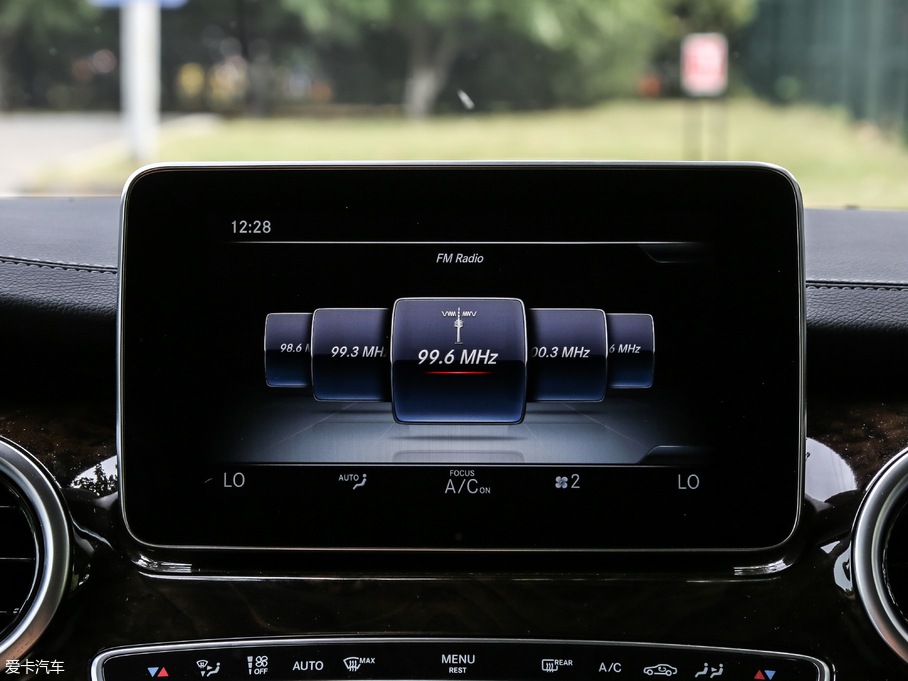 2018YV V 260 L FL V