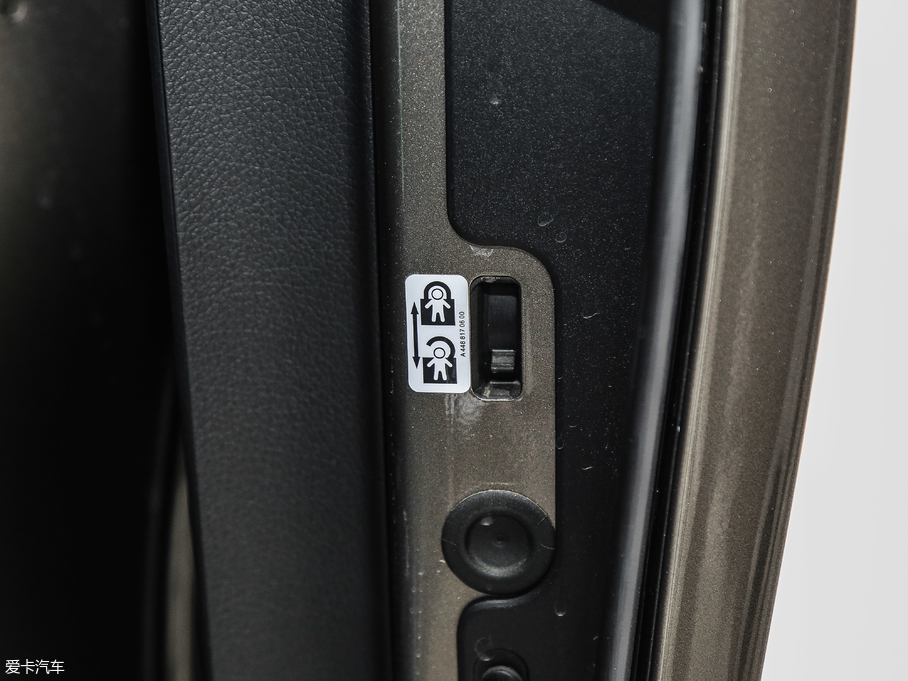 2018YV V 260 L FL V