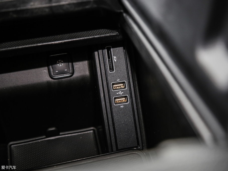 2018YV V 260 L FL V