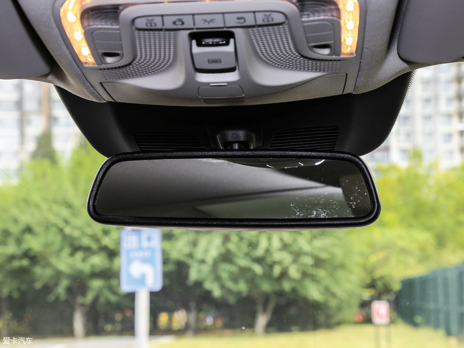 2018YV V 260 L FL V