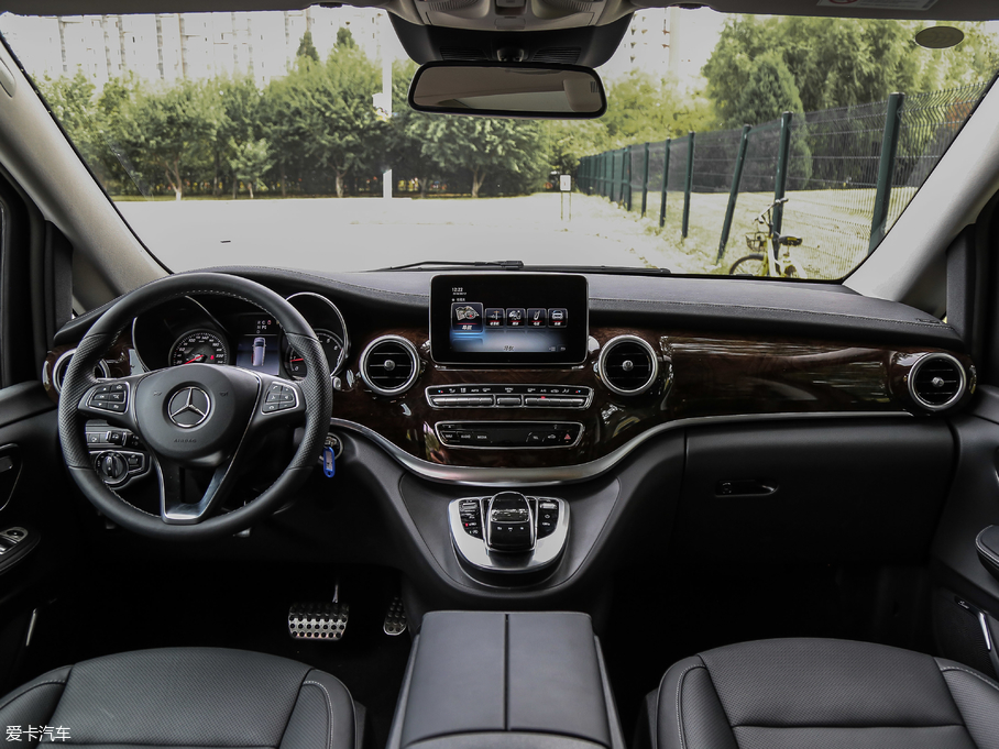 2018YV V 260 L FL V