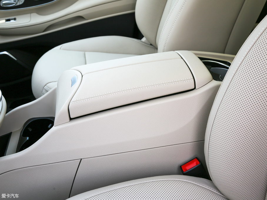 2018YV(j) V 260 L FL(zhng) (gu)V